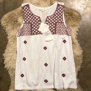 Beachlunchloung embroidered tank